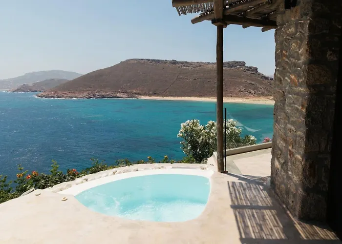 Albatros Club Mykonos Hotel 3*