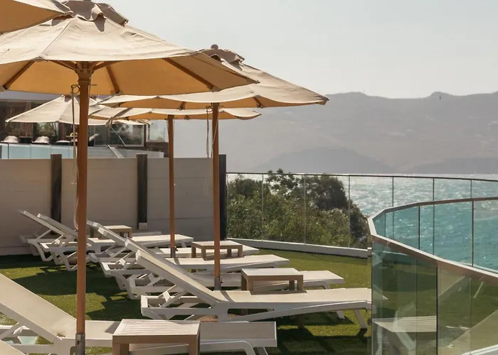 Albatros Club Mykonos Hotel 3*