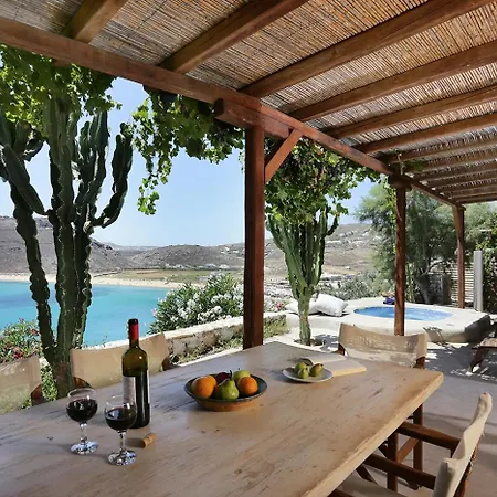 Albatros Club Mykonos 3*