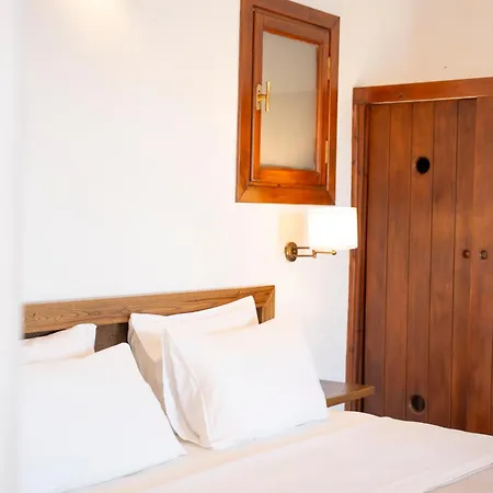 Albatros Club Mykonos Hotel