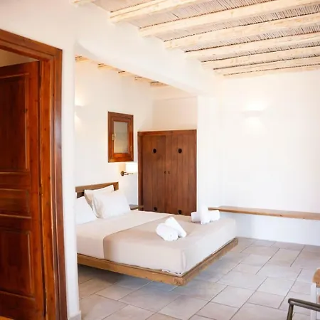 Albatros Club Mykonos 3*