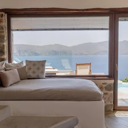 Albatros Club Mykonos 3*