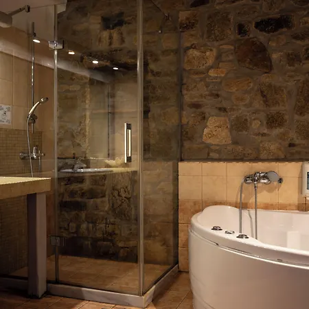 Albatros Club Mykonos Hotel 3*