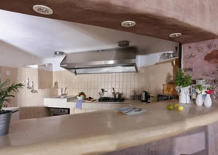 Albatros Club Mykonos 3*