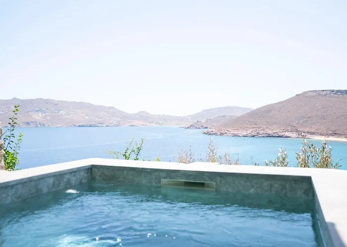 Albatros Club Mykonos 3* Panormos (Mykonos)