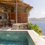 Albatros Club Mykonos بانورموس ميكونو