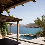 Albatros Club Mykonos فندق 3*