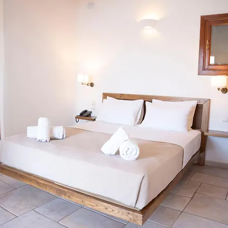 Albatros Club Mykonos 3*