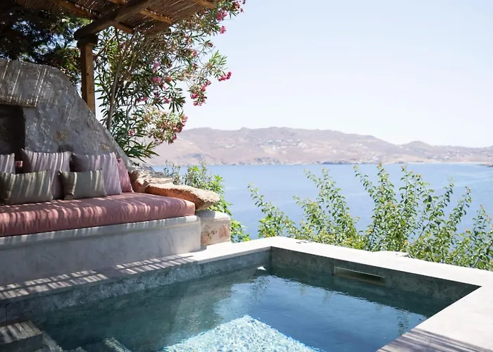 Albatros Club Mykonos 3*